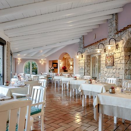 Cruccuris Resort - Adults Only Villasimius Buitenkant foto