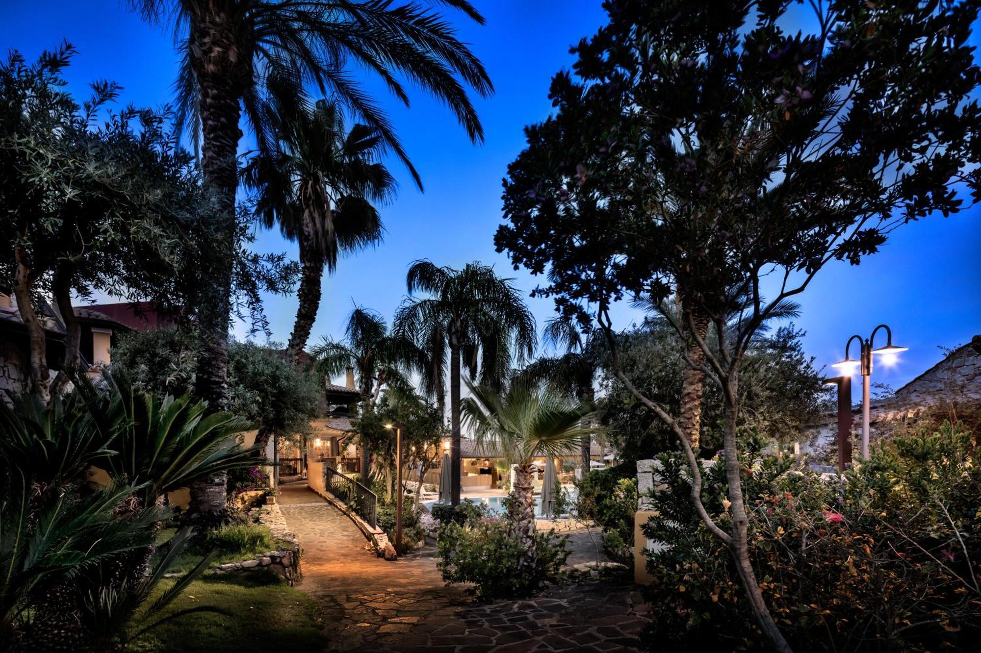 Cruccuris Resort - Adults Only Villasimius Buitenkant foto